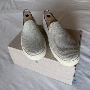 Rothy's Cream and Blue Women's Slip-On Sneakers